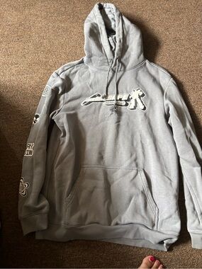 H&M Light Gray Graphic Pullover Hoodie